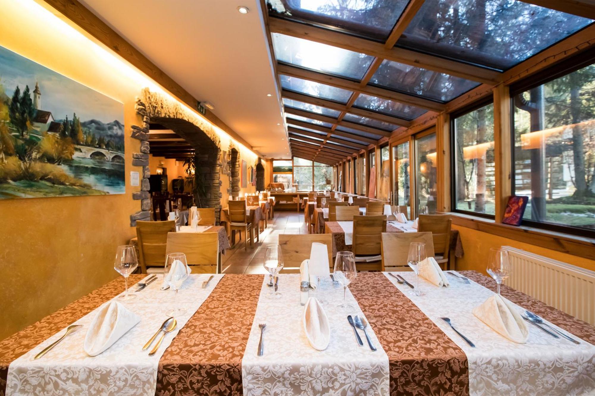 Art Hotel Kristal Bohinj ภายนอก รูปภาพ